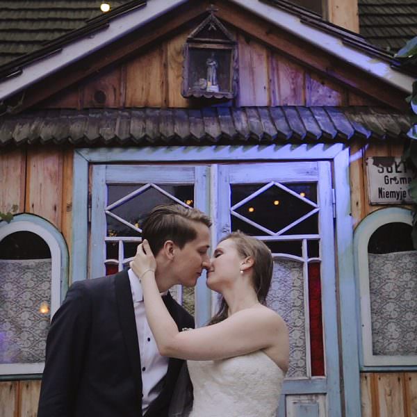 Polsko-szwedzkie Wesele w Folwarku u Różyca | Diana + Martin | Klip ślubny