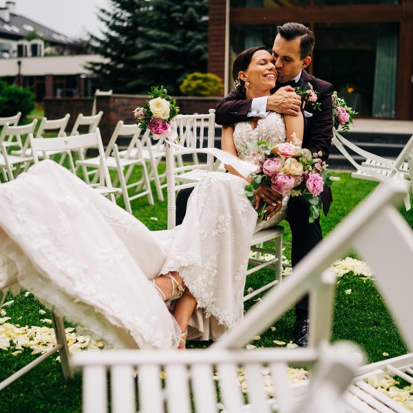 Ślub plenerowy pod Łodzią | Natalia i Grzegorz | Hotel Kolumna Park