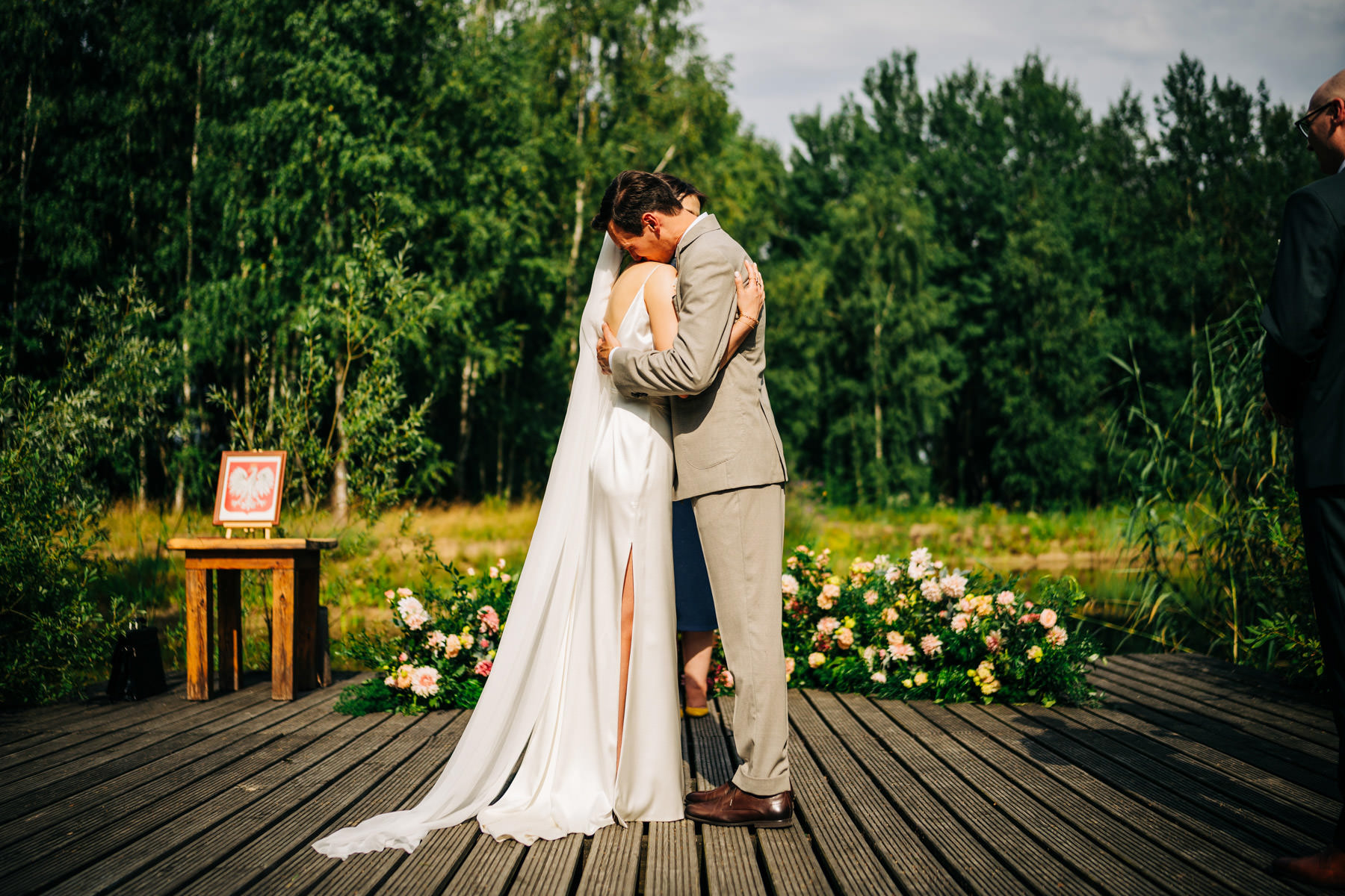 Ślub w Oczyszczalni Miejsce – Misia i Karol – ceremonia na pomo