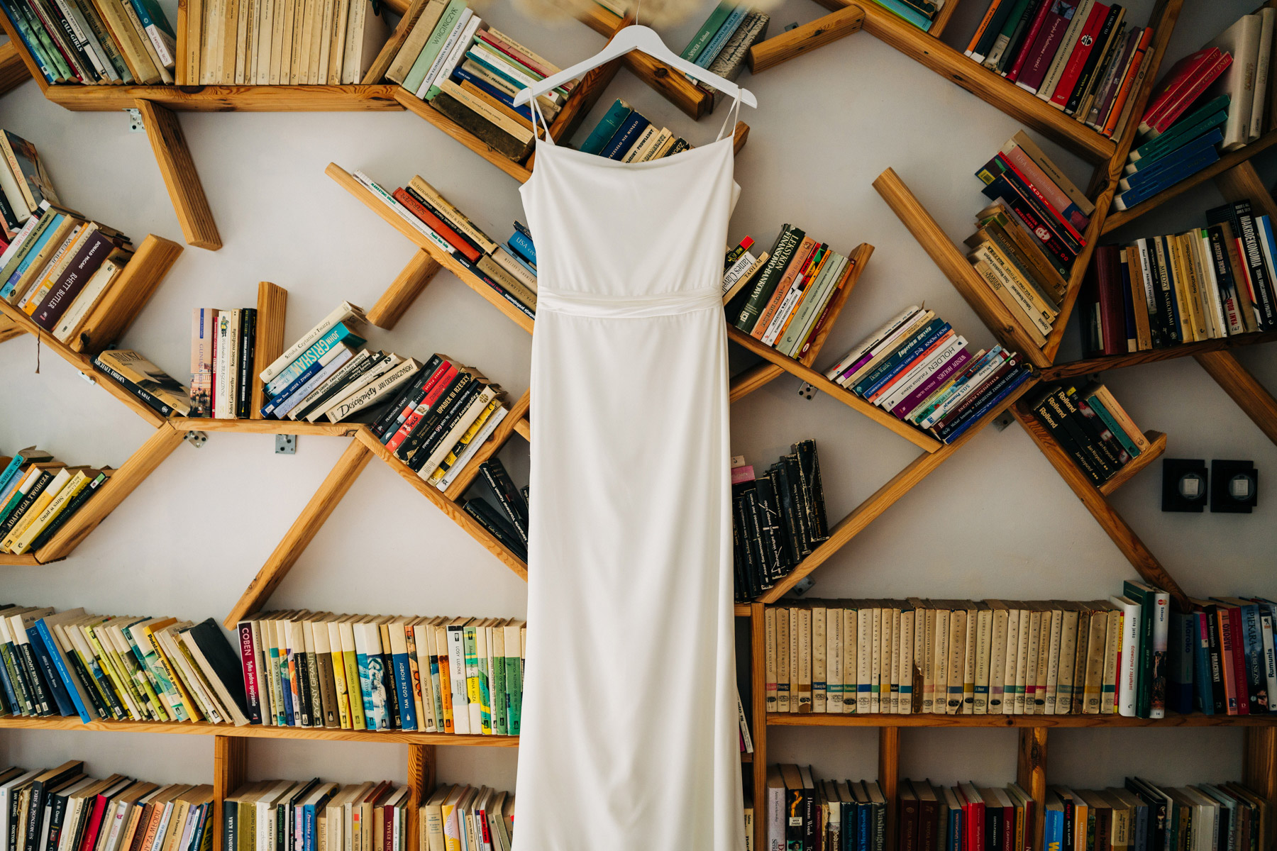 przygotowania panna młoda Oczyszczalnia slow wedding suknia śl