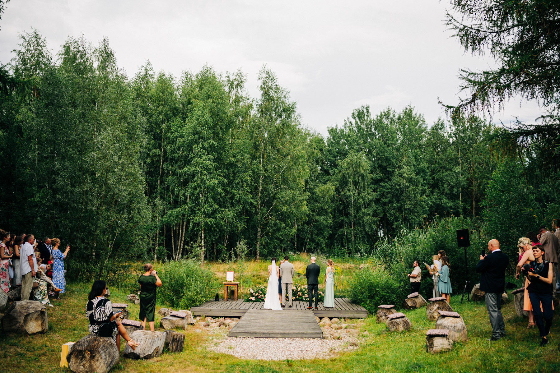 ślub w plenerze nad stawem Oczyszczalnia Miejsce